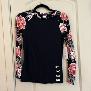 ROXY - NWT Floral Rash Guard SPF 50